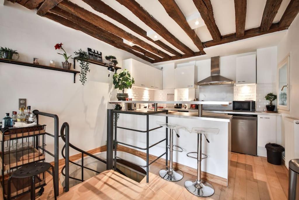 Typical Parisian Duplex#4Pers#Le Marais Apartment Bagian luar foto
